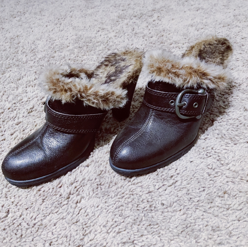 Born faux fur lines mules